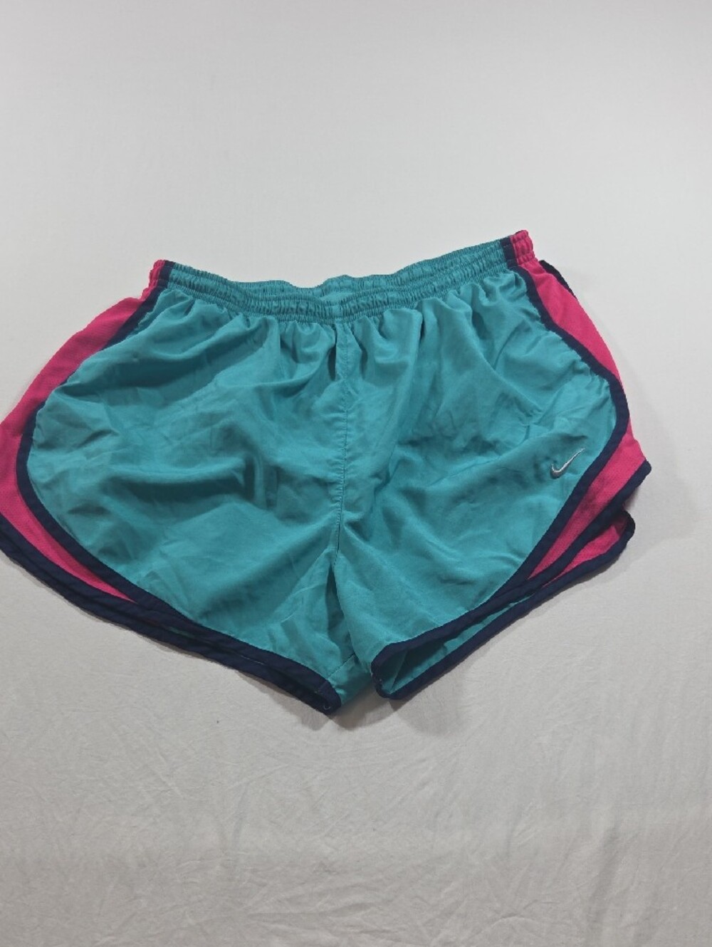 Nike Women’s Teal Pink & Navy Trim Athletic Shorts Casual Work Out Lined Large - Picture 5 of 5